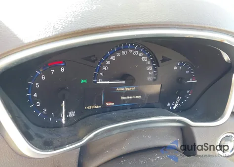 2016 Cadillac Srx Luxury Collection z USA, uszkodzony, nr VIN 3GYFNEE32GS570414